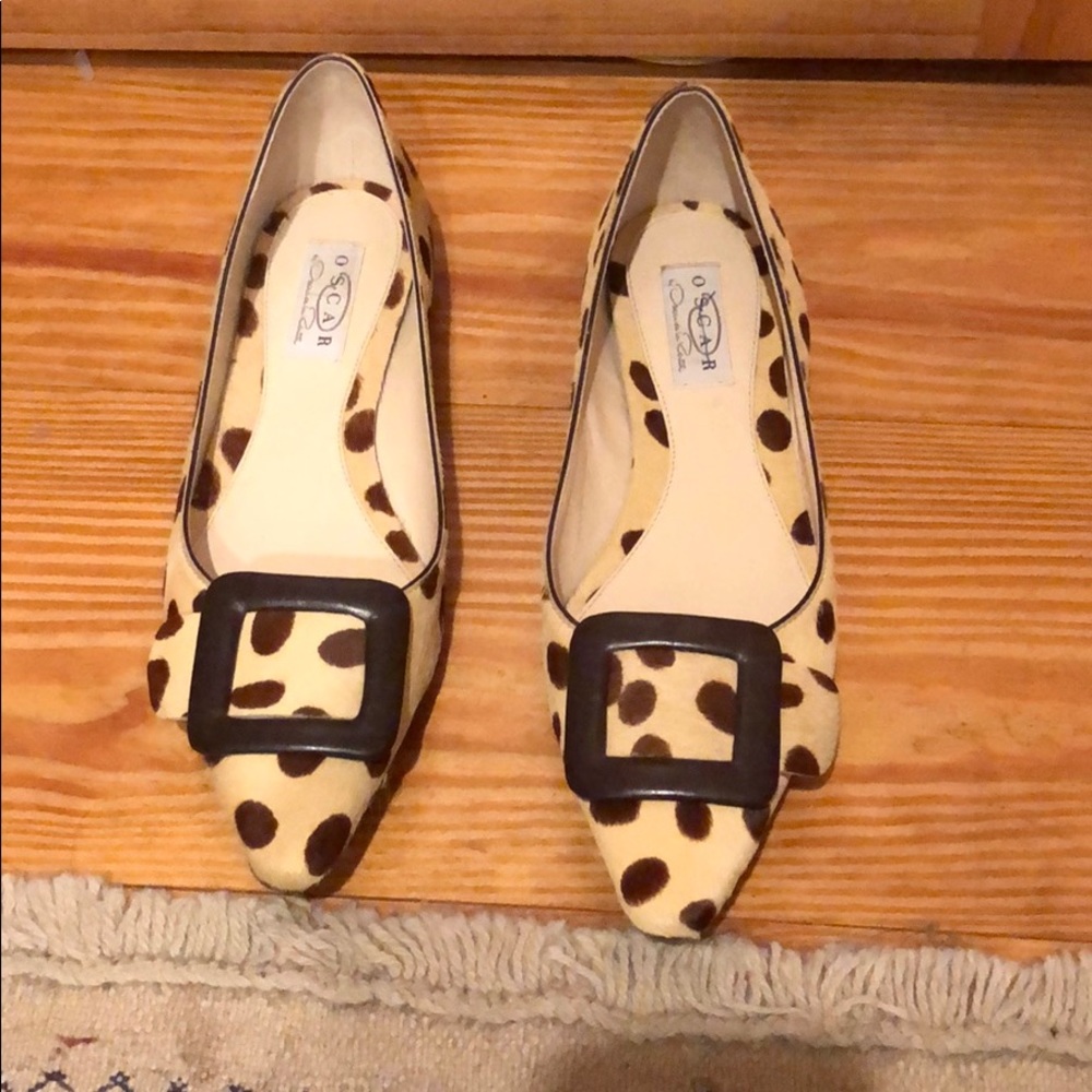 Tan and brown flats. Size 8